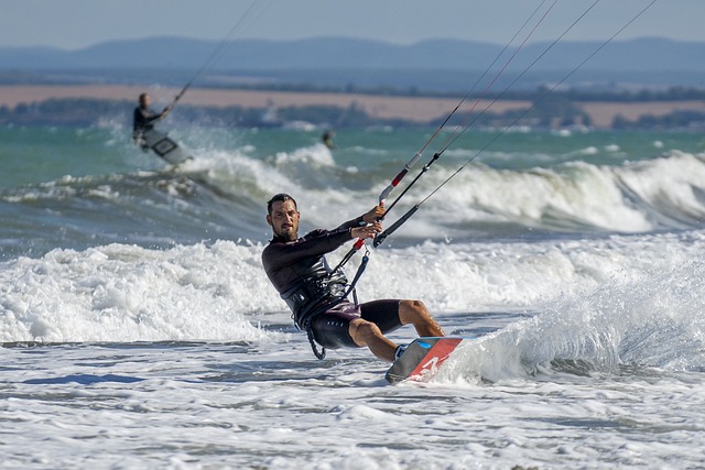 Sådan lærer du kitesurfing sikkert som nybegynder
